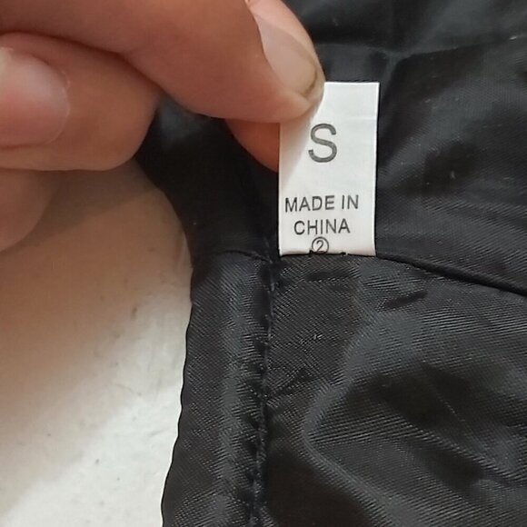 Black Dog Winter Coat with Fluorescent Green Stripe - Zipper Closure, Size Small - Picture 7 of 7